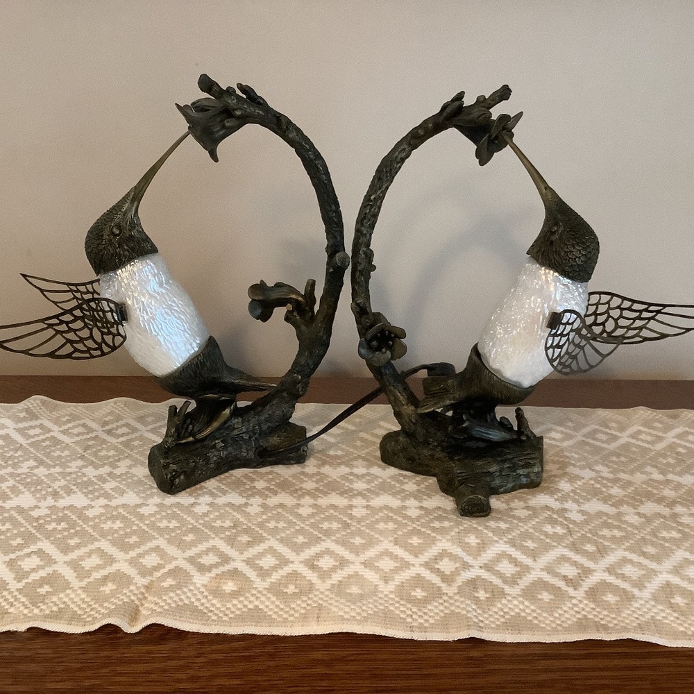 Vintage hummingbird lamps set of 2